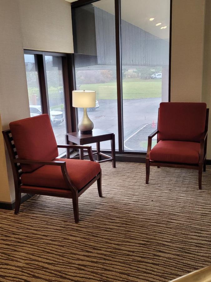 Comfort Inn Cleveland Airport Middleburg Heights Exterior foto