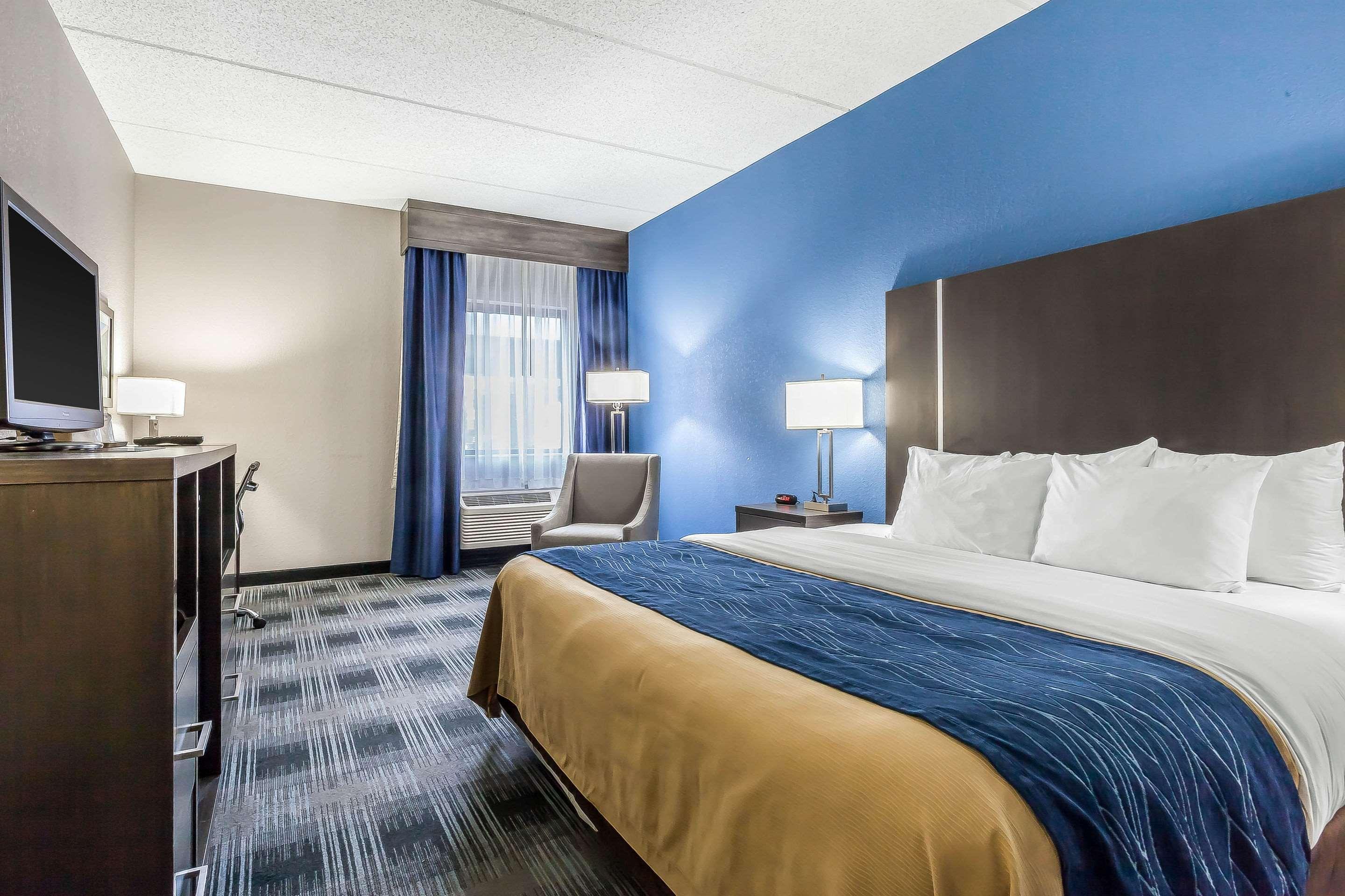 Comfort Inn Cleveland Airport Middleburg Heights Exterior foto